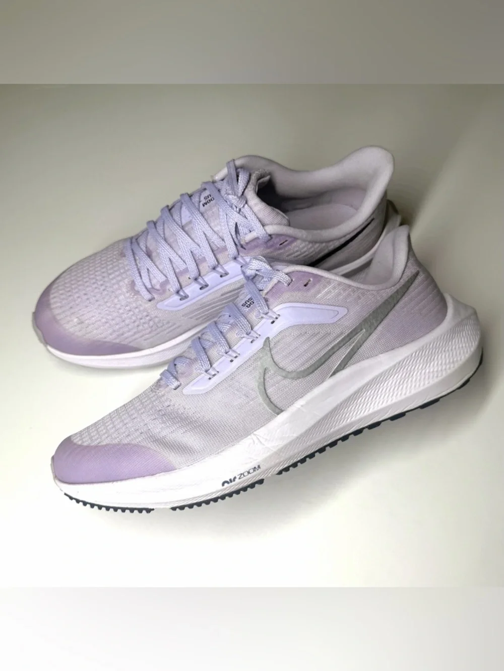 Nike Air Zoom Pegasus 39 Youth Athletic Sneakers Size- 7 Y